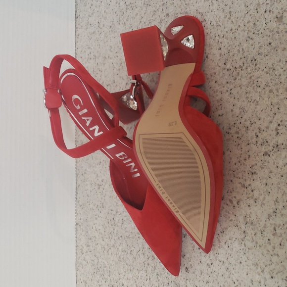 Gianni Bini Tallia Red Suede Asymmetrical Jewel Embellished Pumps SZ 6.5‎ NEW - Picture 7 of 9